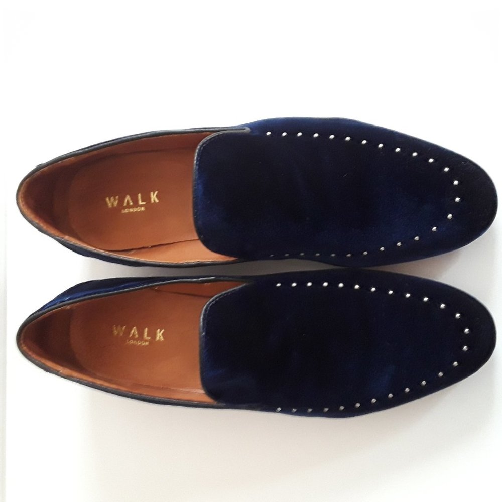 WALK  London. Suede loafers for men. Size 9, bluish color.